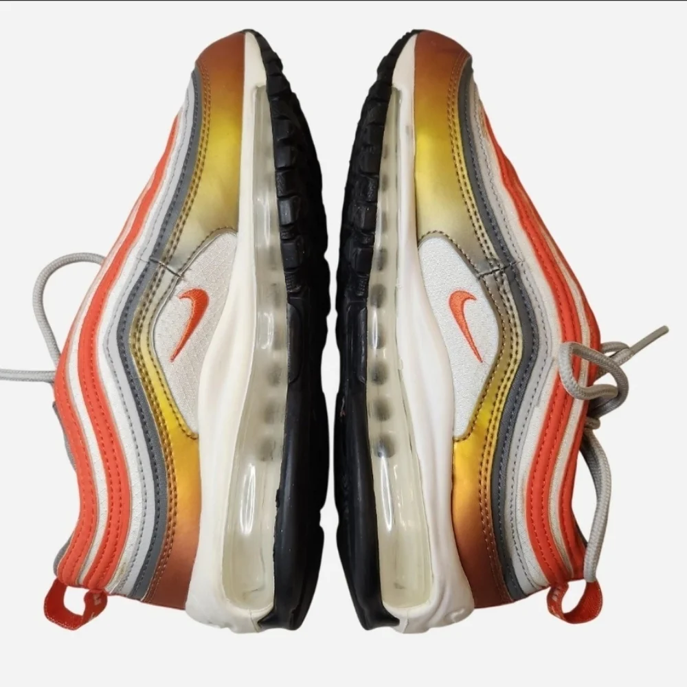 Nike Air Max 97 SE Metallic Red‎ Bronze Sneakers Youth 4.5Y / Women’s 6.5 EUC